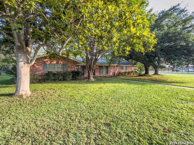 703 N Ashby Dr Property Photo 1