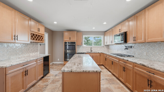 106 County Road 6611 Property Photo 6