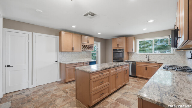 106 County Road 6611 Property Photo 7