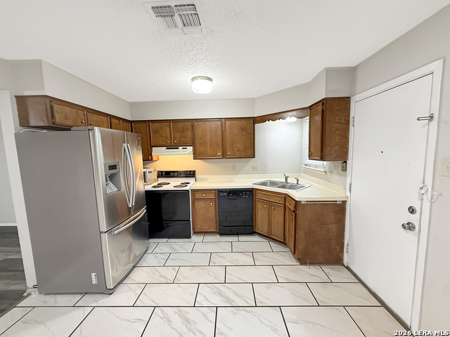 1017 Evening Dun Property Photo 4