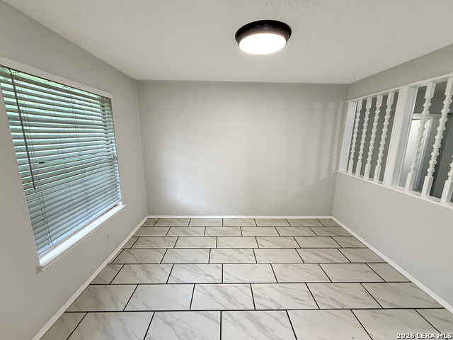 1017 Evening Dun Property Photo 5
