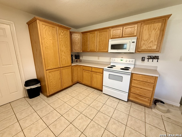 1520 Lakeside Dr Property Photo 9