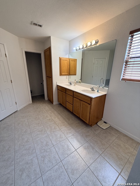 1520 Lakeside Dr Property Photo 17