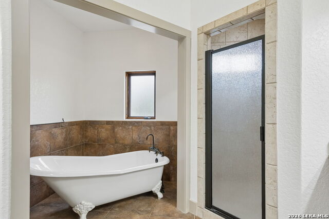 412 River Rd Property Photo 14