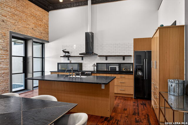 612 High Property Photo 8