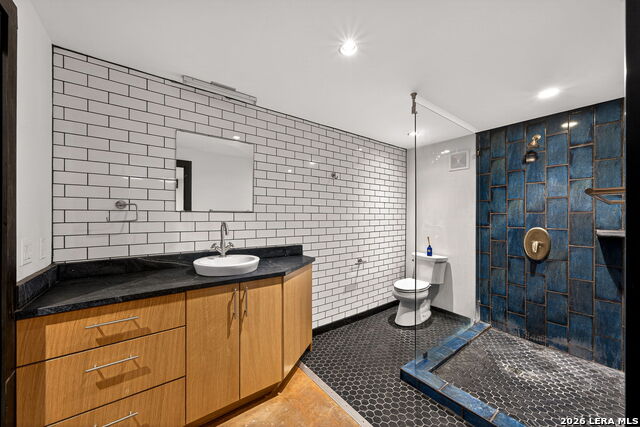 612 High Property Photo 15