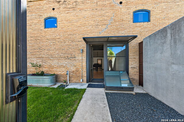 612 High Property Photo 27