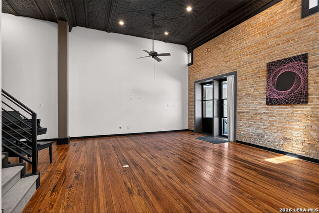 612 High Property Photo 31