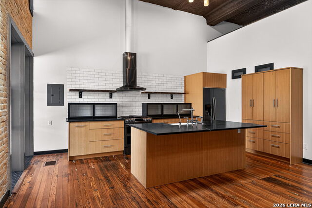 612 High Property Photo 34