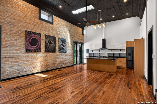 612 High Property Photo 37