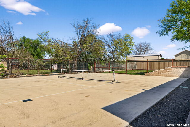 612 High Property Photo 48