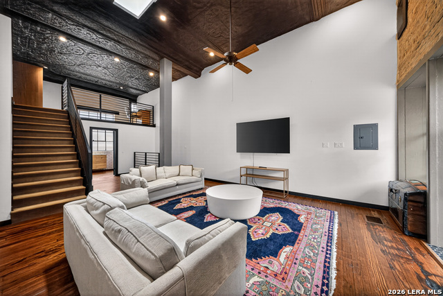 612 High Property Photo 55