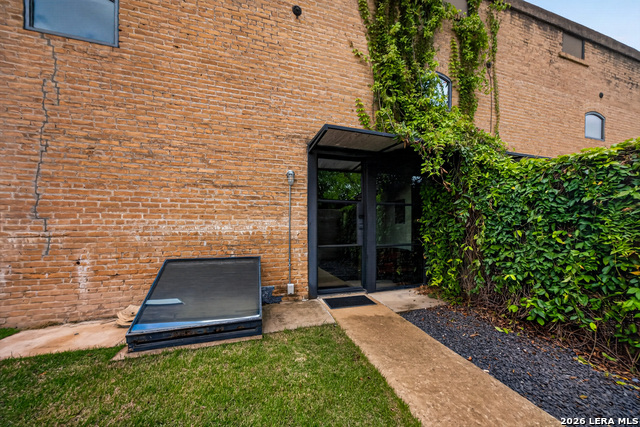 612 High Property Photo 82