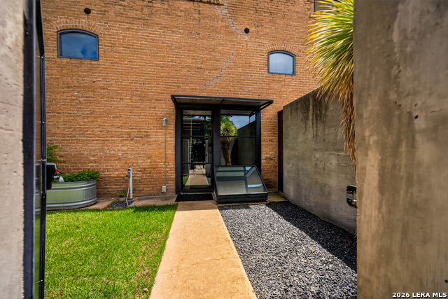 612 High Property Photo 86