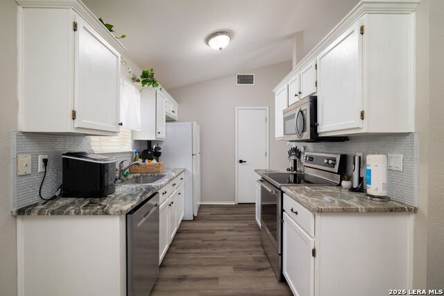 9011 Arch Brg Property Photo 7