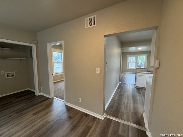 420 Clark Ave Property Photo 8