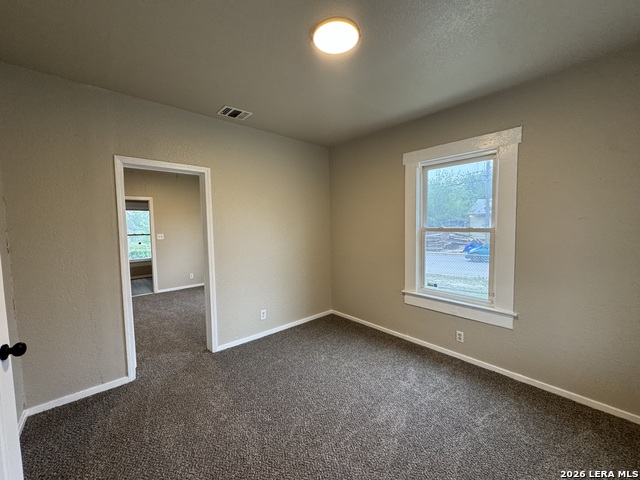 420 Clark Ave Property Photo 9