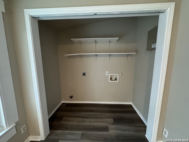 420 Clark Ave Property Photo 12