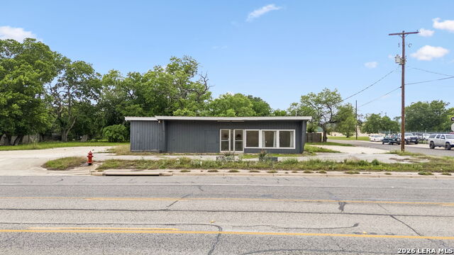 1407 Broadway Property Photo 1