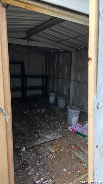 205 Mockert Property Photo 12