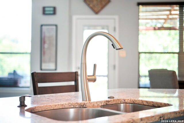 23554 Seven Winds Property Photo 9