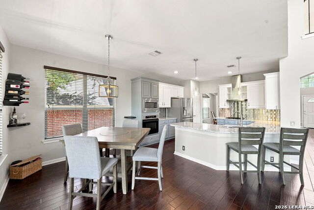 23554 Seven Winds Property Photo 11