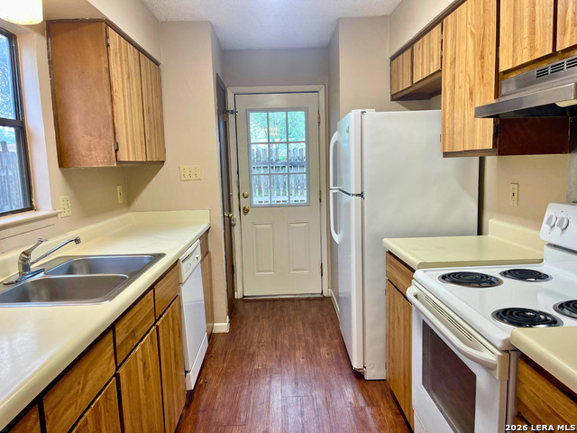 5308 Gawain Dr Property Photo 6