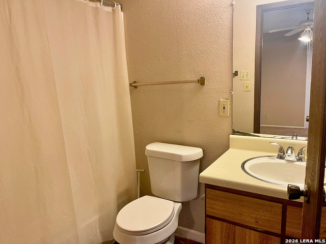 5308 Gawain Dr Property Photo 8