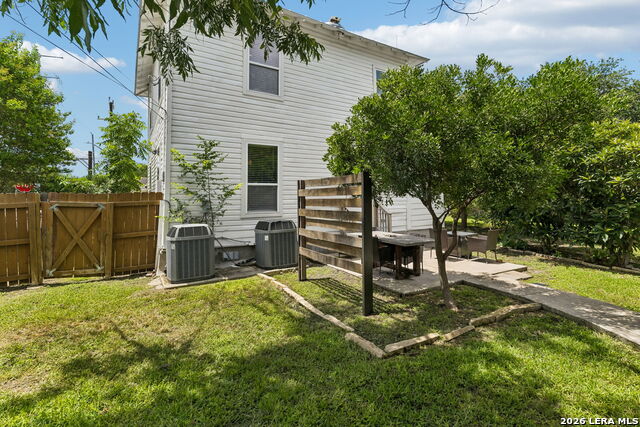 431 Hays Property Photo 40