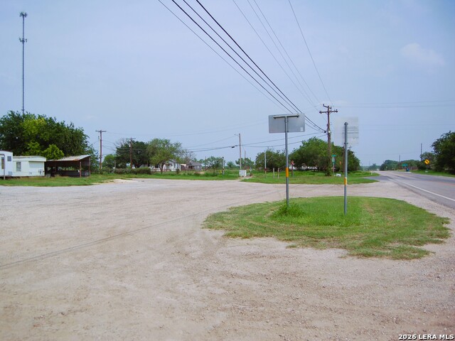 2098 E Fm 140 Property Photo 12
