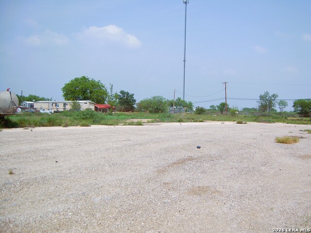 2098 E Fm 140 Property Photo 20