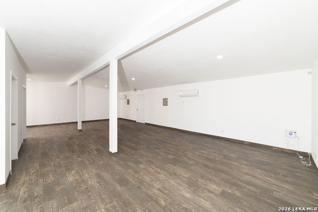4530 Walzem Rd Property Photo 11