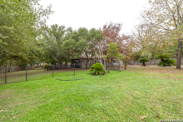 4750 View Dr Property Photo 2