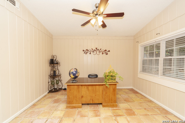 4750 View Dr Property Photo 9