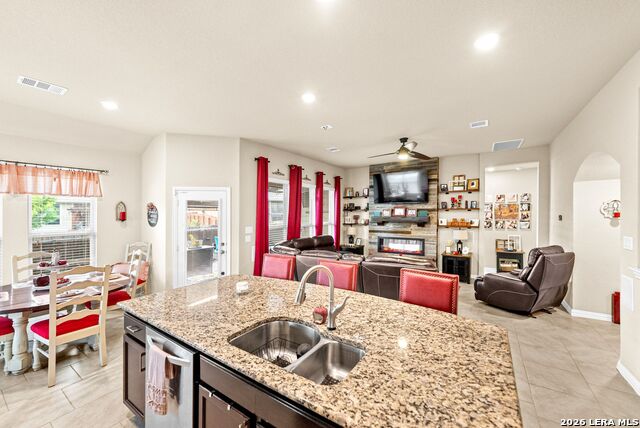 5611 Strimple St Property Photo 10