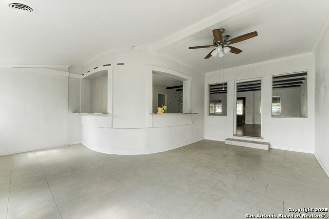 1100 Garraty Rd Property Photo 16