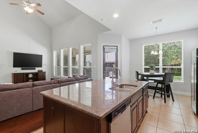 5415 Dragon Weed Property Photo 9