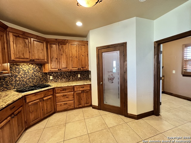2264 Granada Hls Property Photo 12