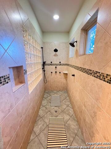 2264 Granada Hls Property Photo 20