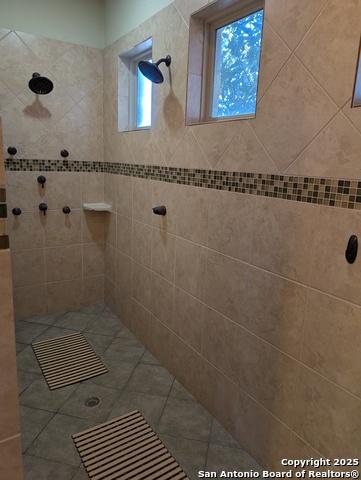 2264 Granada Hls Property Photo 21