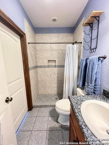 2264 Granada Hls Property Photo 27