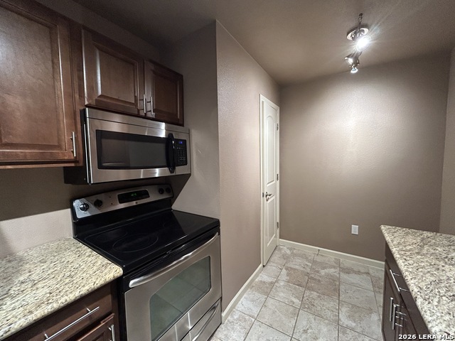 551 Terminal Loop Rd Property Photo 10