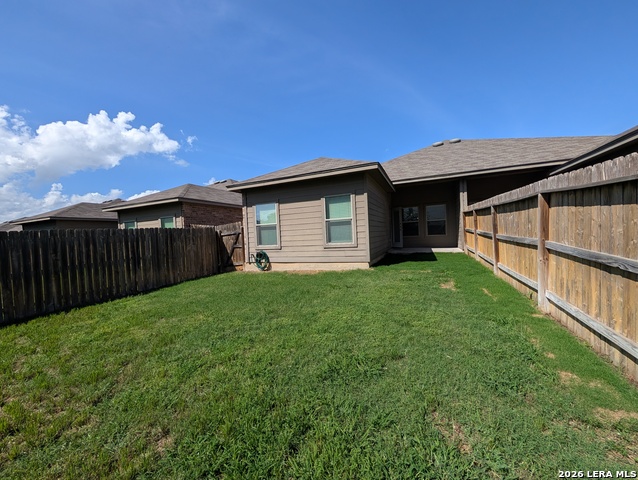 1227 Old Fm 306 Property Photo 22