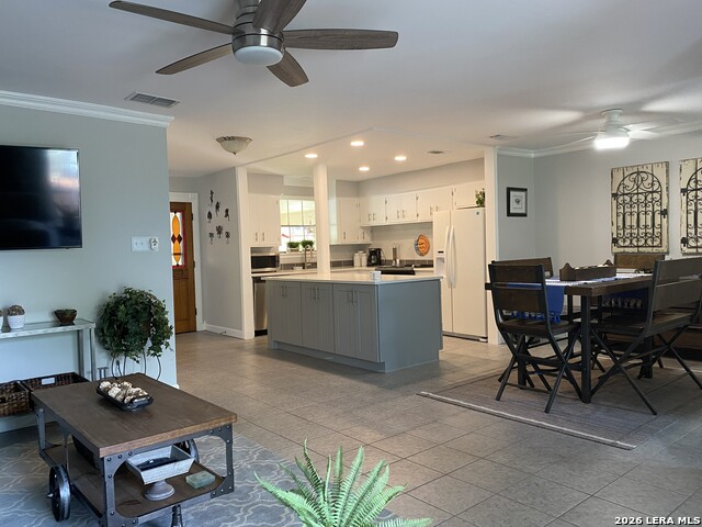 3216 Poe Property Photo 11