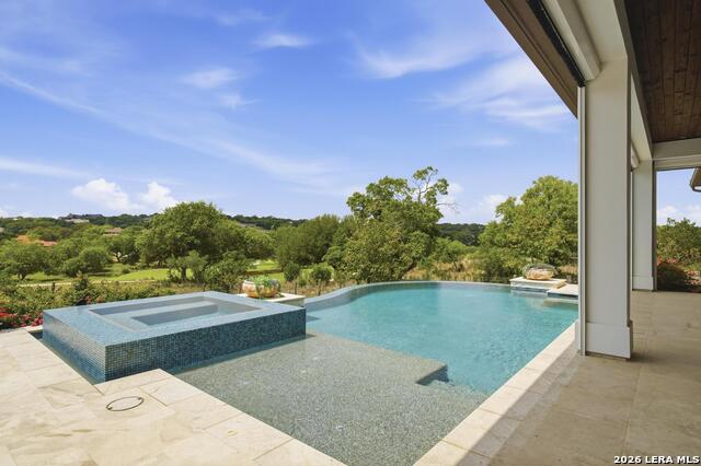 3728 Clubs Dr Property Photo 3