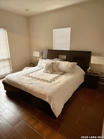 7711 Broadway Property Photo 5