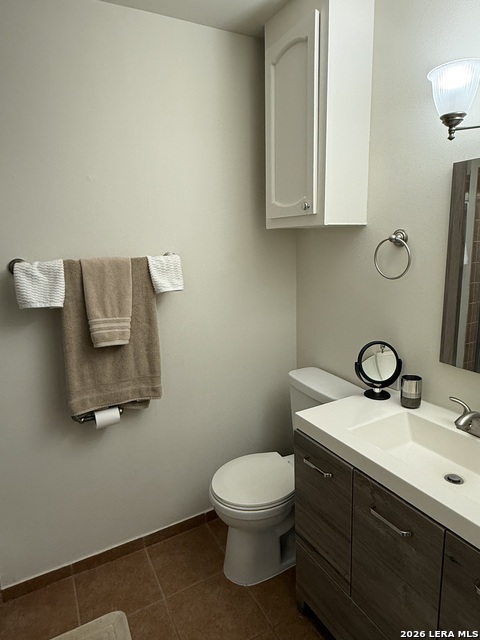 7711 Broadway Property Photo 6