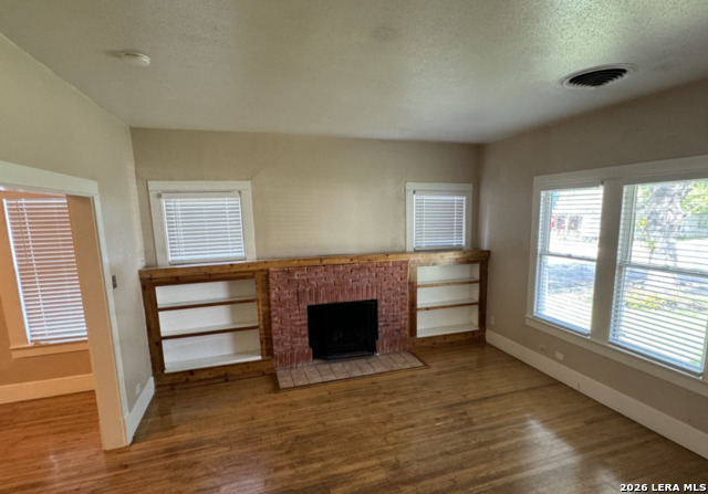538 W Elsmere Property Photo 8