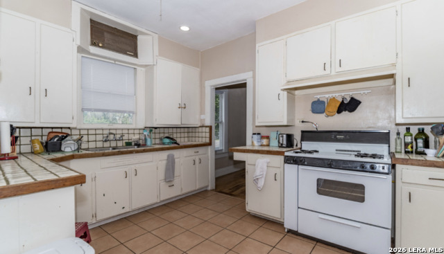 538 W Elsmere Property Photo 10