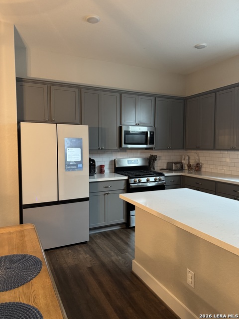 12610 Big Valley Crk Property Photo 3